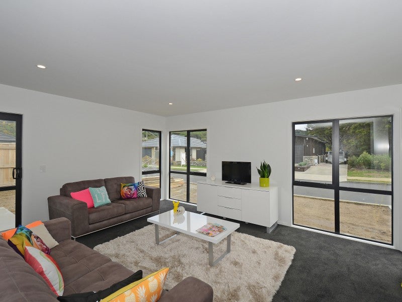 92 Riverstone Drive, Riverstone Terraces, Upper Hutt - Carousel 1