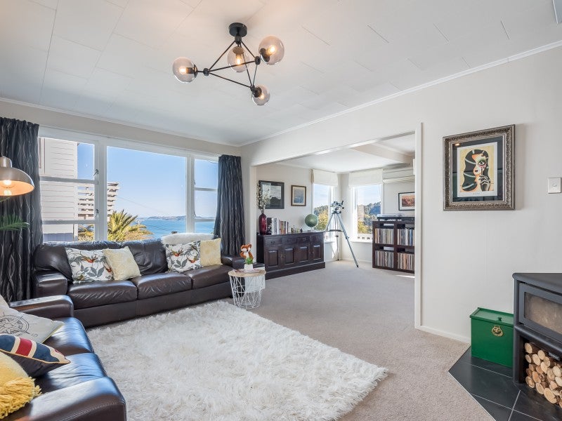 11C Titiro Moana Road, Korokoro, Lower Hutt - Carousel 2