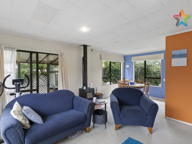 2/29 Fitzherbert Street, Alicetown, Lower Hutt - Carousel 2