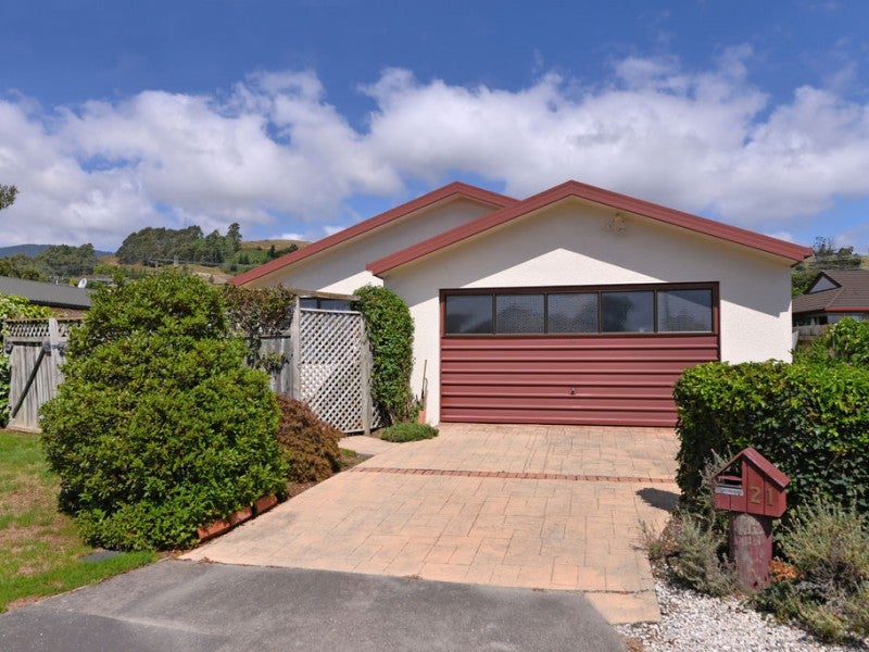 21 Vining Crescent, Stoke, Nelson - Carousel 2