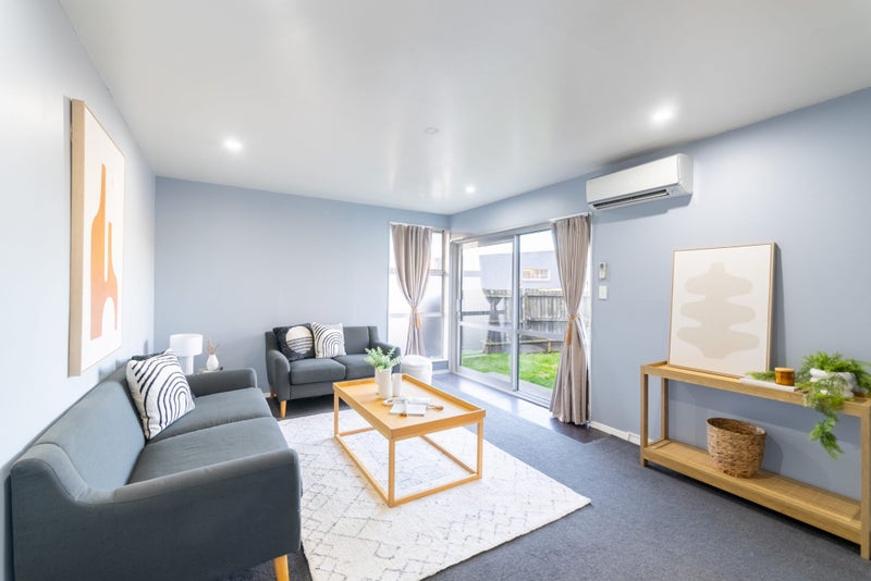 2/72A Springs Road, Hornby, Christchurch - Carousel 1