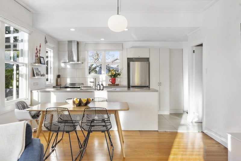 33B  Kings Road, Panmure, Auckland - Carousel 2