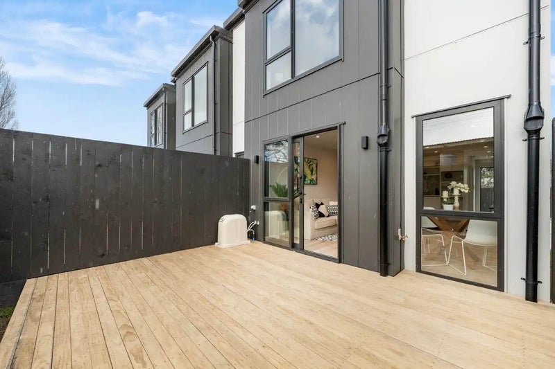 36E Parker Avenue, New Lynn, Auckland - Carousel 13