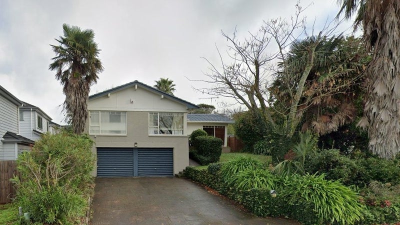 17 Sorrel Crescent, Bucklands Beach, Auckland - Carousel 1