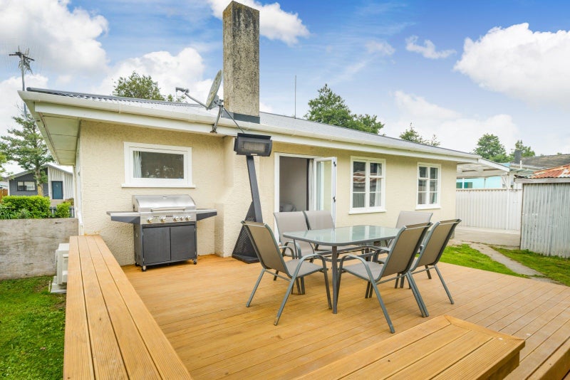 20 SEDDON ST, takaro, Palmerston North - Carousel 2
