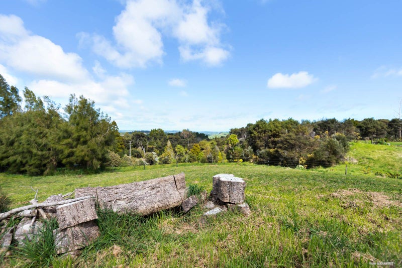 391 Taylor Road, Waimauku, Auckland - Carousel 2