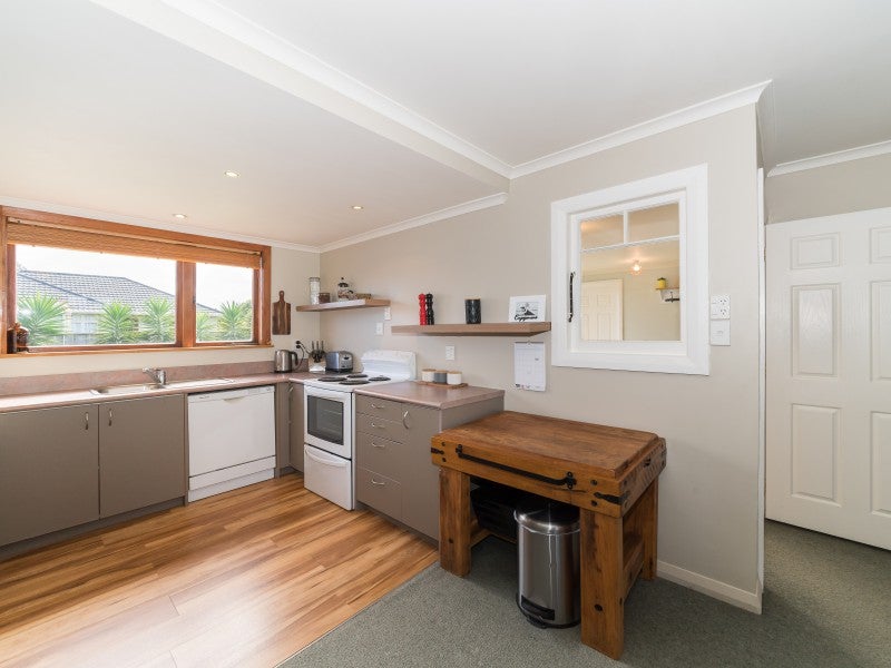 39 Rata Street, Roslyn, Palmerston North - Carousel 2