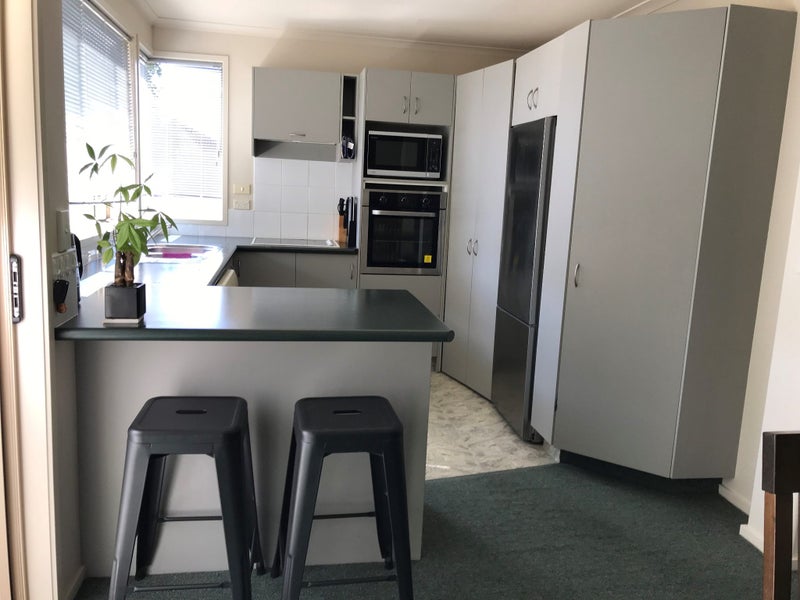 8 Grevillea Place, Melville, Hamilton - Carousel 2