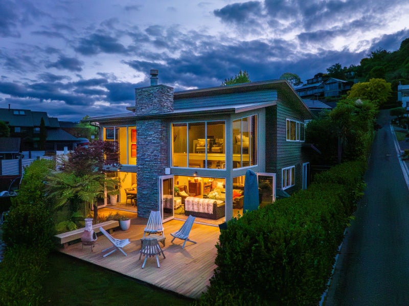 1/10 Krissell Place, Acacia Bay, Taupo - Carousel 1