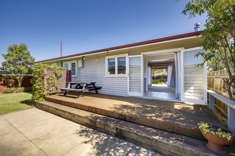 176 Guppy Road, Taradale, Napier - Carousel 1