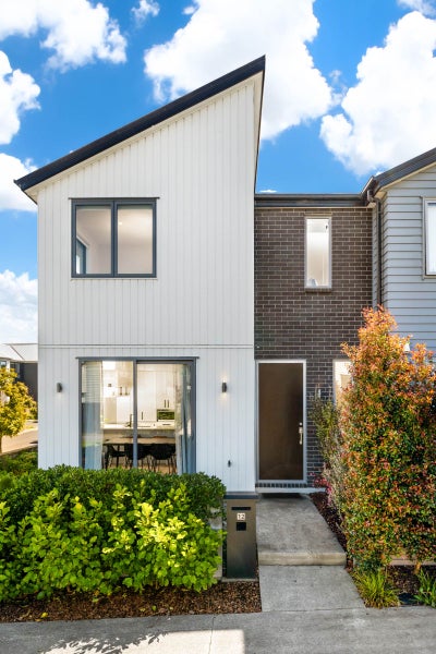 12 Sunnymead Road, Glen Innes, Auckland - Carousel 1