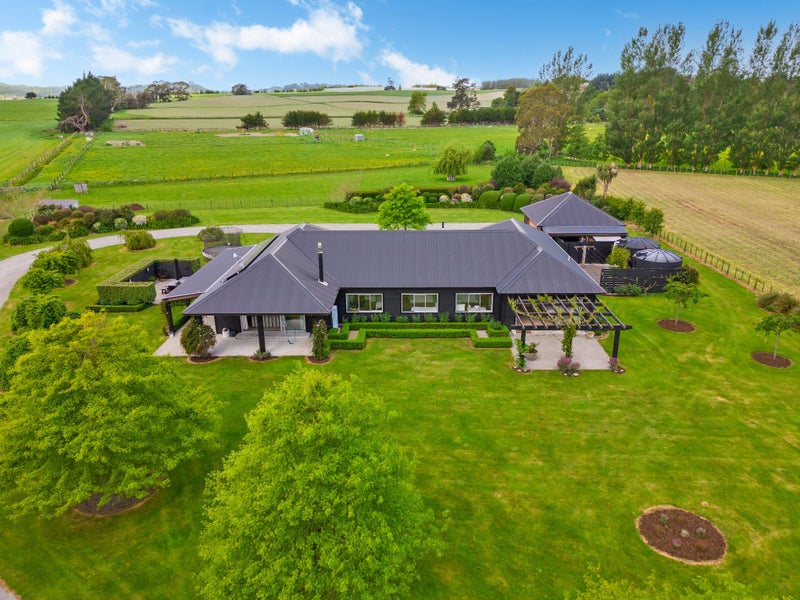 40 Kilmory Lane, Masterton - Carousel 26