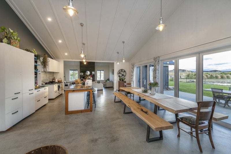 175 Queensberry Terrace, Queensberry, Cromwell - Carousel 1