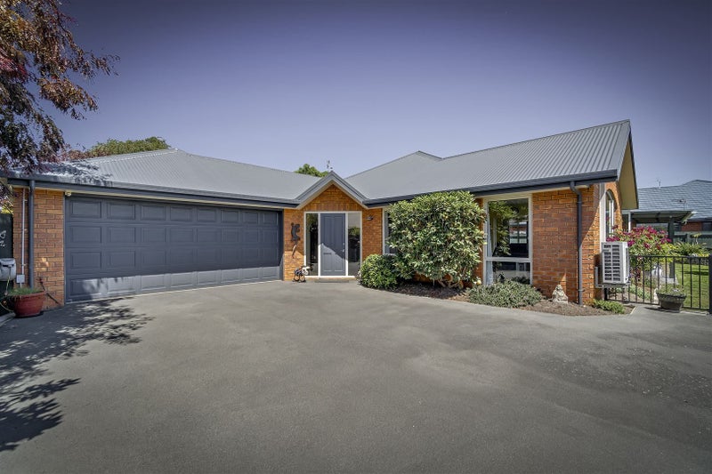 10 Highwood Lane, Burnside, Christchurch - Carousel 1