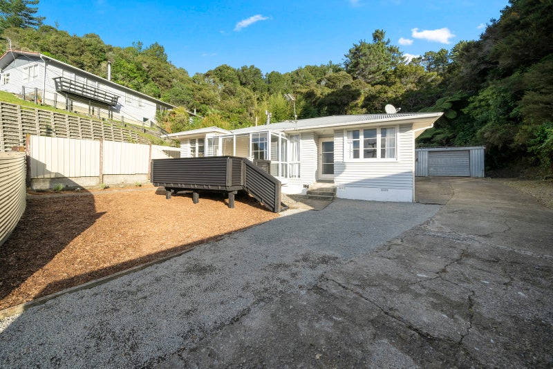 14 August Street, Stokes Valley, Lower Hutt - Carousel 2