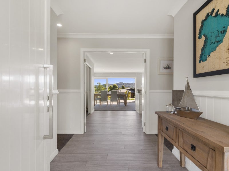 13 Kestrel Lane, Kinloch, Taupō - Carousel 2