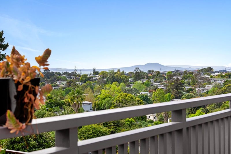 278C Glamorgan Drive, Northcross, Auckland - Carousel 2