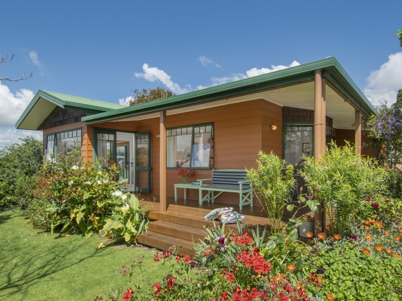 21 Stephens Place, Hairini, Tauranga - Carousel 1