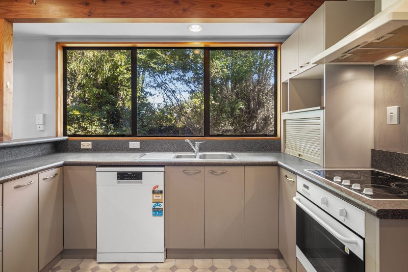 39 Tintern Avenue, Avonhead, Christchurch - Carousel 2