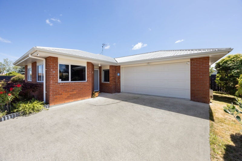 50 Catalina Drive, Melville, Hamilton - Carousel 2