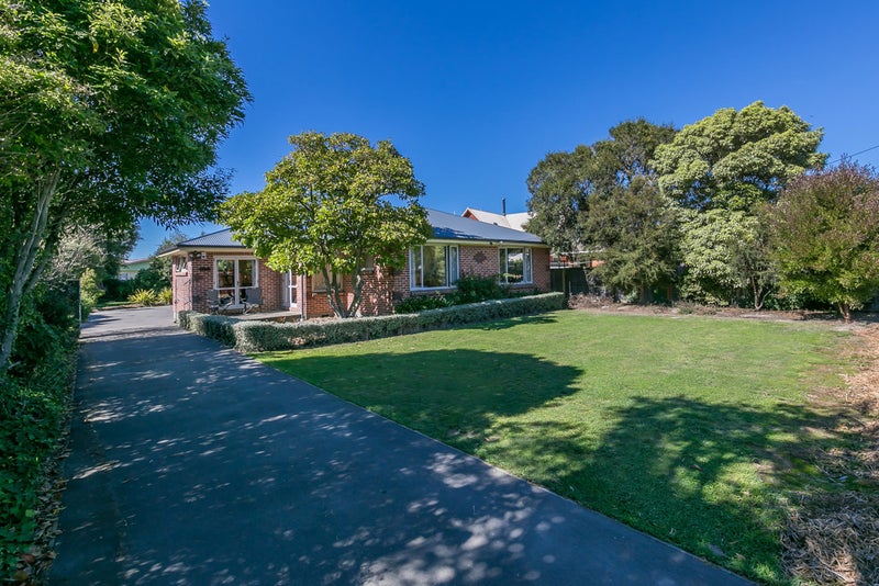 4 Waterholes Road, Christchurch - Carousel 1