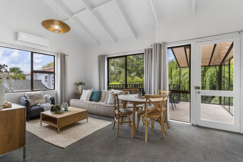 37 Pohutukawa Place, Ellerslie, Auckland - Carousel 2