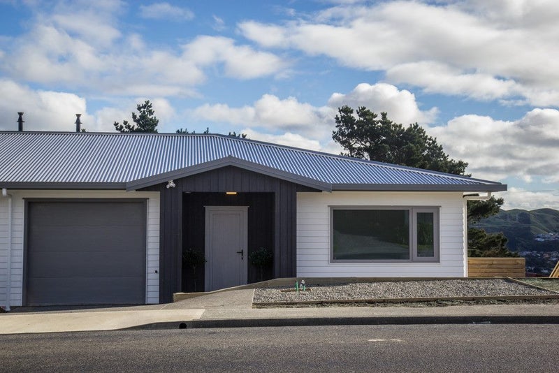 17 Woodridge Drive, Woodridge, Wellington - Carousel 2