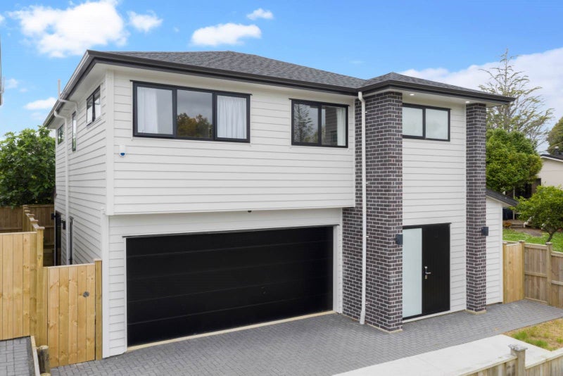 76B Botany Road, Botany Downs, Auckland - Carousel 1