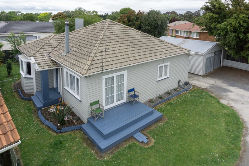 4 Hukanui Road, Fairfield, Hamilton - Carousel 20