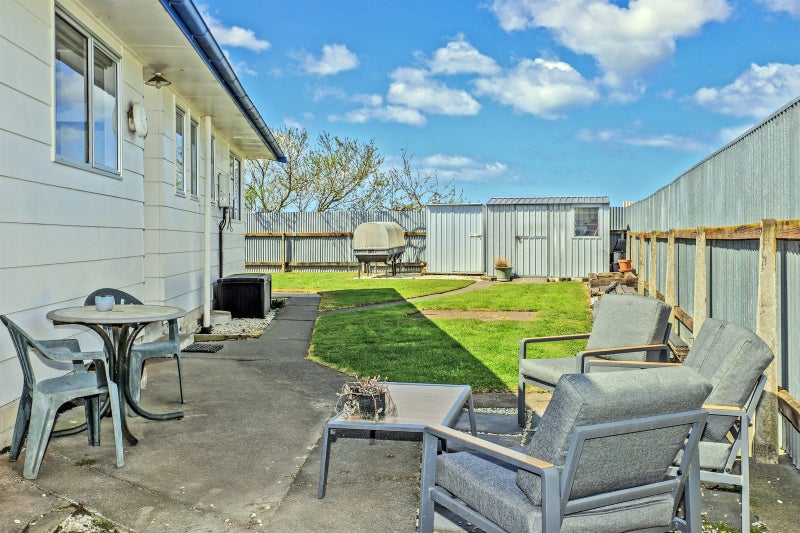 15 Cooke Place, Taradale, Napier - Carousel 15