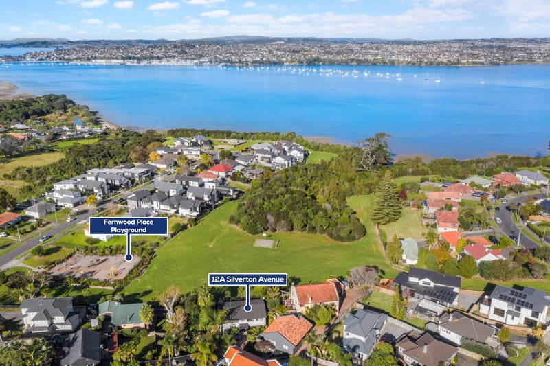 12A Silverton Avenue, Wai o Taiki Bay, Auckland - Carousel 1