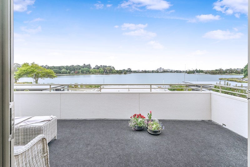 75A Lake Domain Drive, Frankton, Hamilton - Carousel 1