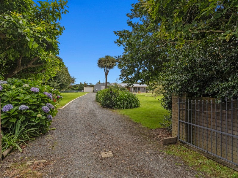 18 Station Road, Poroporo, Whakatane - Carousel 25