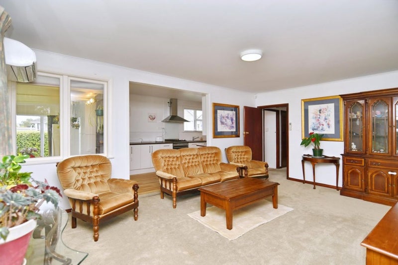 15 Robin Street, Burwood, Christchurch - Carousel 2