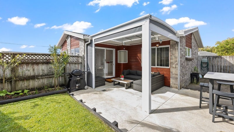 88A Don Buck Road, Massey, Auckland - Carousel 1