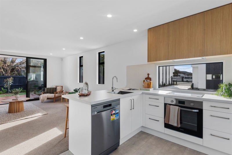 4/38 Wellington Street, Phillipstown, Christchurch - Carousel 1