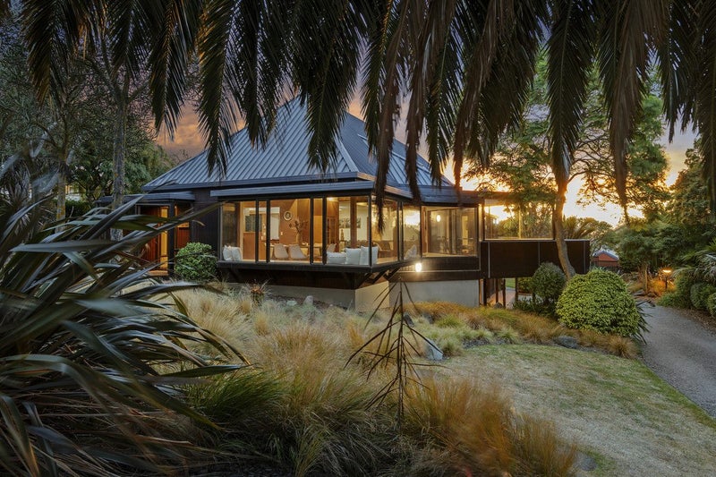 86 Penruddock Rise, Westmorland, Christchurch - Carousel 2