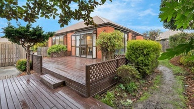 3A Juniper Place, Burnside, Christchurch - Carousel 1
