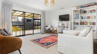 2/50 Green Lane East, Remuera, Auckland - Carousel 1