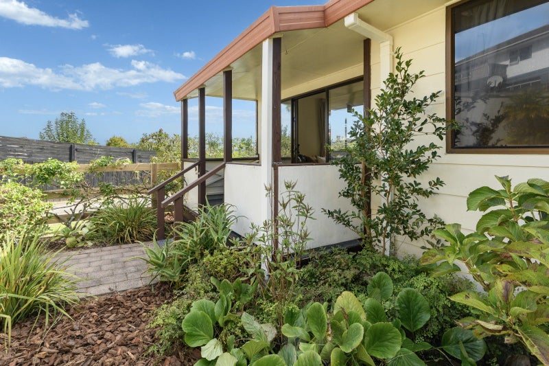 2A Westwood Street, Bellevue, Tauranga - Carousel 2