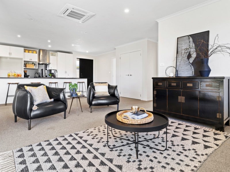 138 Ballintoy Park Drive, Welcome Bay, Tauranga - Carousel 2