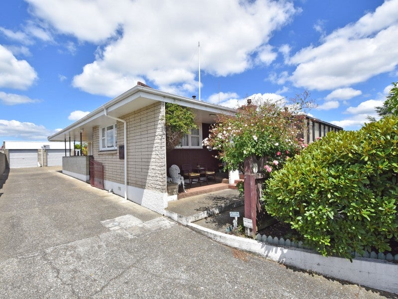 8 Kinmont Crescent, Newfield, Invercargill - Carousel 1
