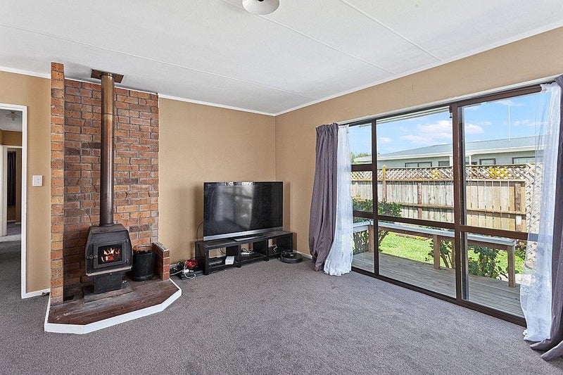 23 Paul Street, Whakatane - Carousel 21
