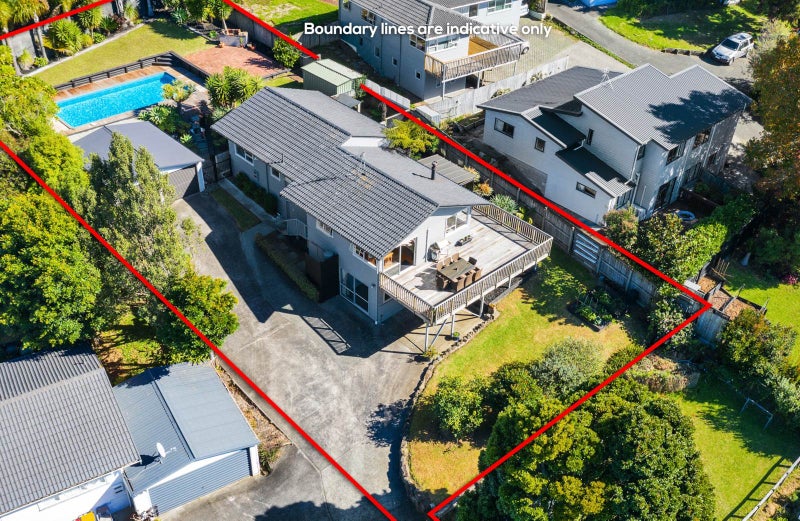 92 Salamanca Road, Sunnynook, Auckland - Carousel 1
