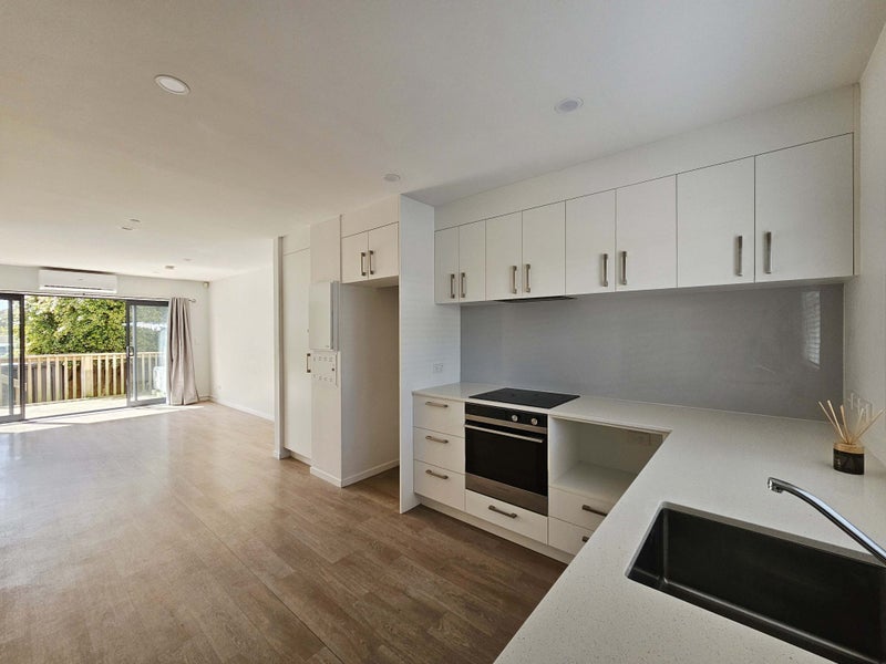 20 Tautaiao Lane, Opaheke, Papakura - Carousel 1