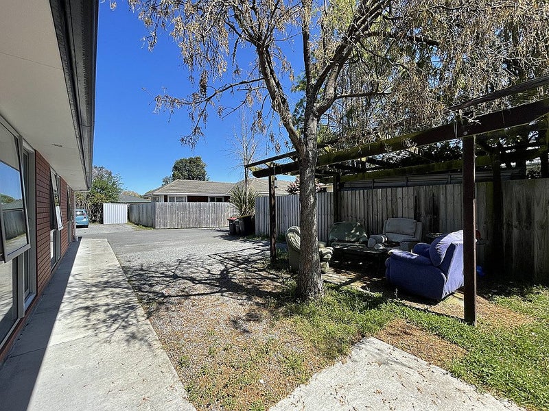 24 Tintern Avenue, Avonhead, Christchurch - Carousel 11