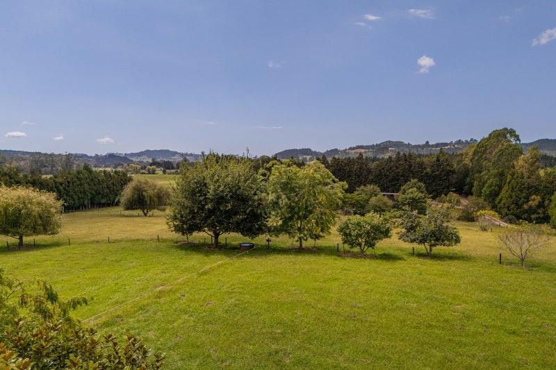 1043E Tairua Whitianga Road, Whenuakite, Whitianga - Carousel 31