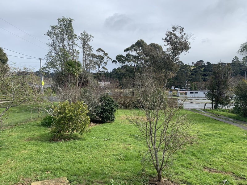 25 Township Road, Waitakere, Auckland - Carousel 10