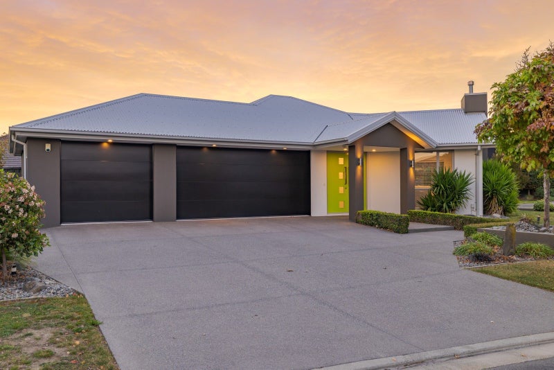 5 Reka Street, Parklands, Christchurch - Carousel 1