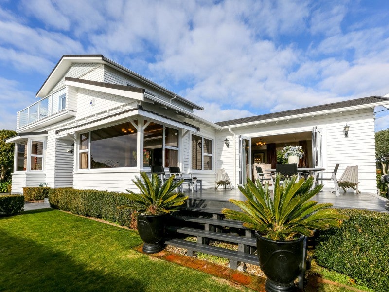 15A Glen Almond Street, New Plymouth, New Plymouth - Carousel 1